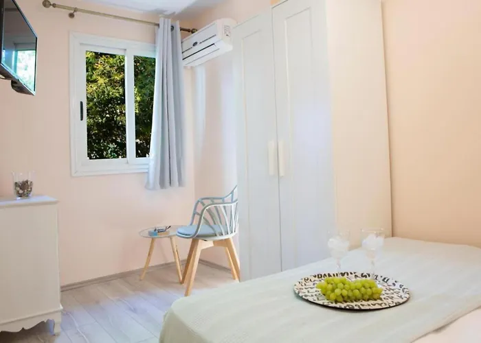 Polyxenis Cozy Maisonette - *