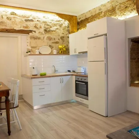 Polyxenis Cozy Maisonette - *