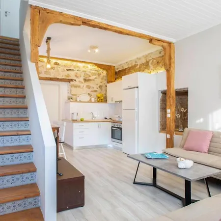 Polyxenis Cozy Maisonette - Nyaraló *