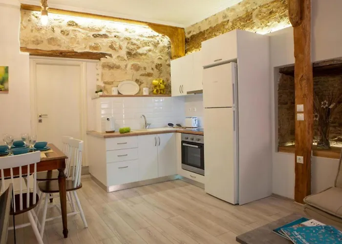 Polyxenis Cozy Maisonette - *
